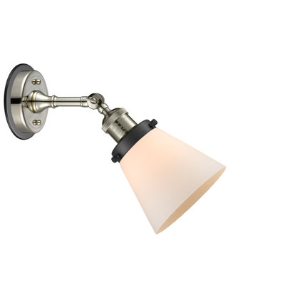 Jaoquim Armed Sconce