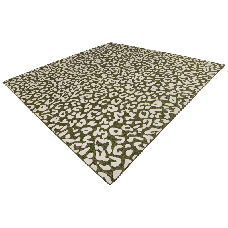 Tapis d'extérieur joyeux couleur mousse, Carré 13 pi
