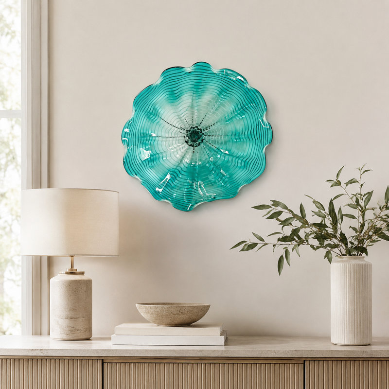 Décoration murale en verre soufflé à la main 12 po sarcelle avec bord ondulé
