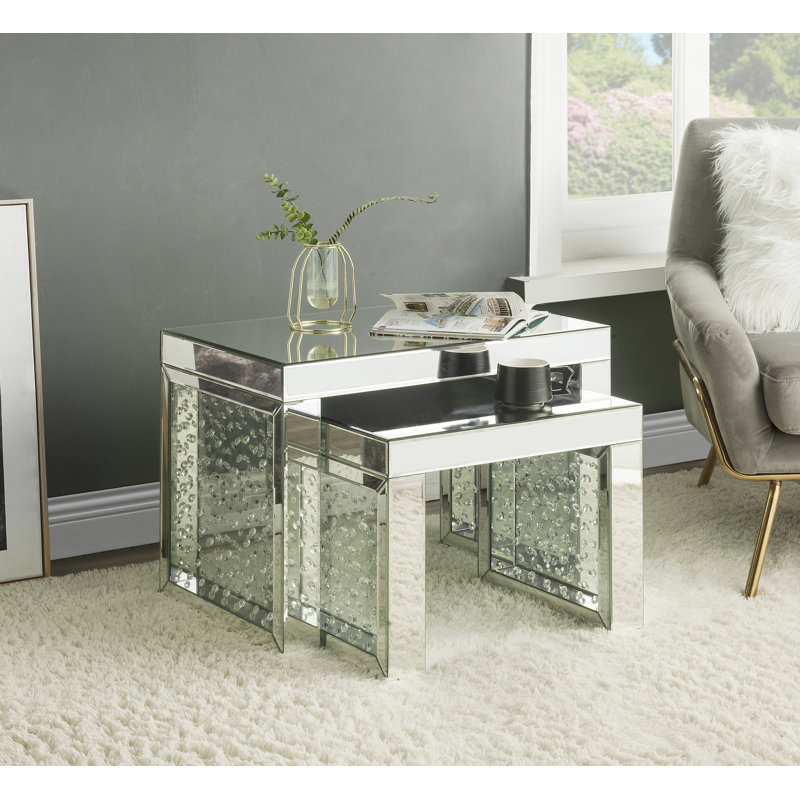 Table de bout Aneeya, H 20,5 po x l 23,6 po x P 16,4 po