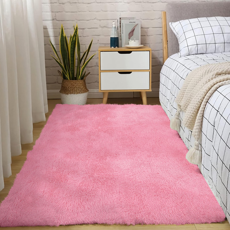 Aiker Indoor Rug, Rectangle 5' x 7'1"