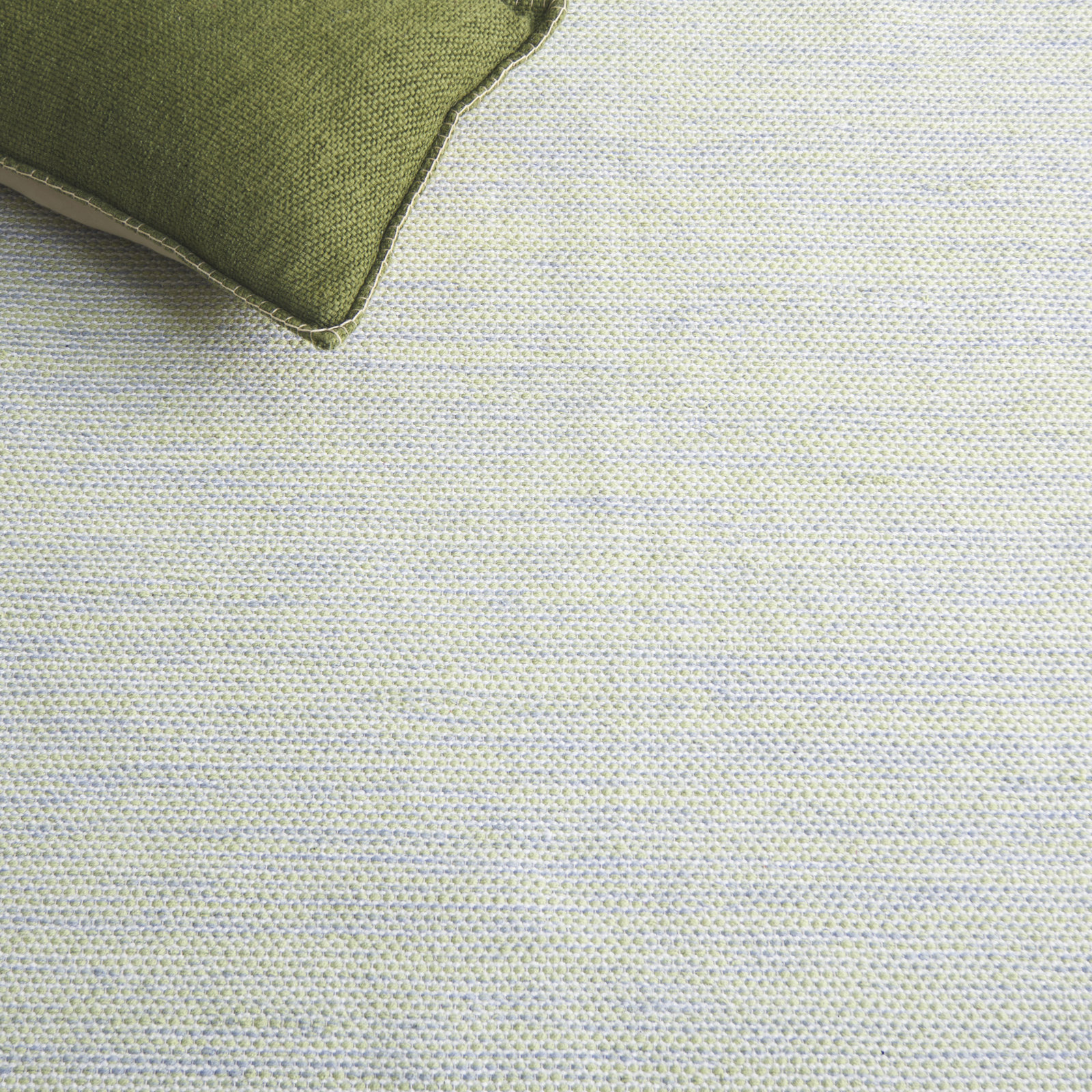 Dallis Green Ivory Handmade Cotton Rug, Rectangle 2' x 3'