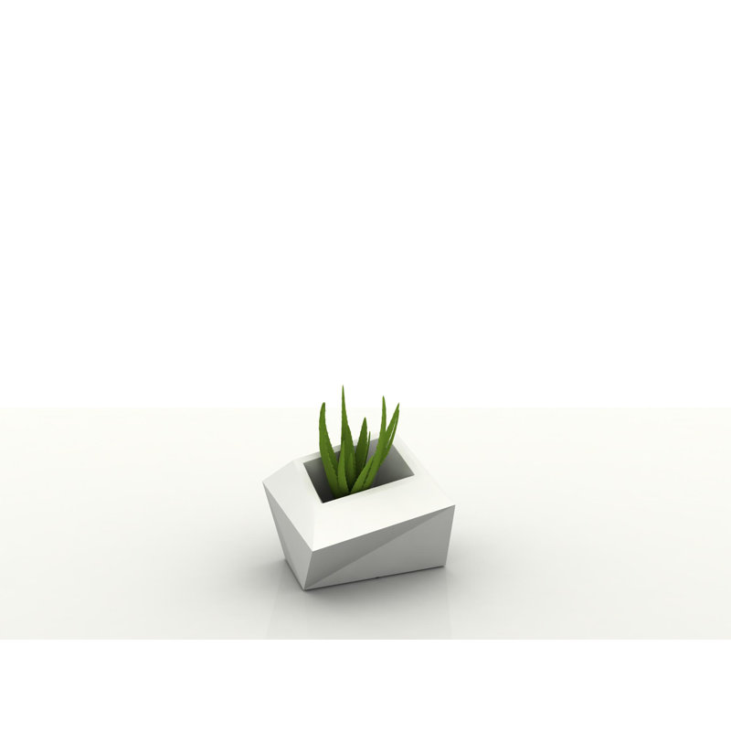 Faz Pot Planter, White, 16.5" H x 23.25" W x 17.75" D