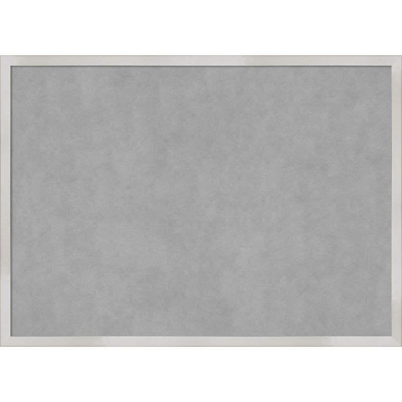 Tableau magnétique à cadre argenté Svelte, H 21 po x l 29 po
