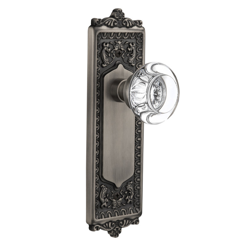 Egg & Dart Plate avec bouton de porte rond en cristal transparent, Étain antique, 2,375 po