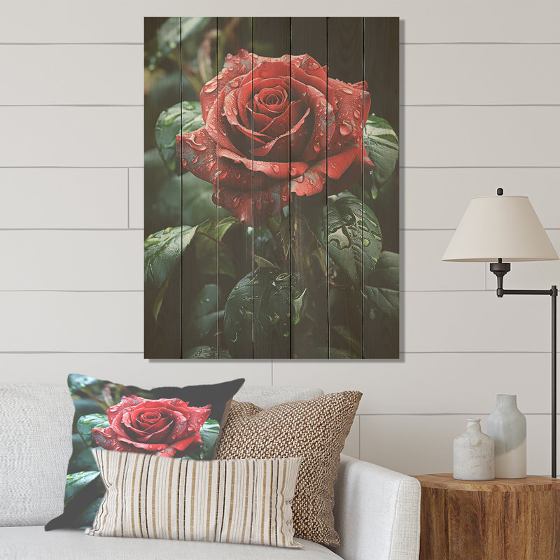 Rétro rose rouge rétro II - roses sur bois, H 20 po x l 10 po