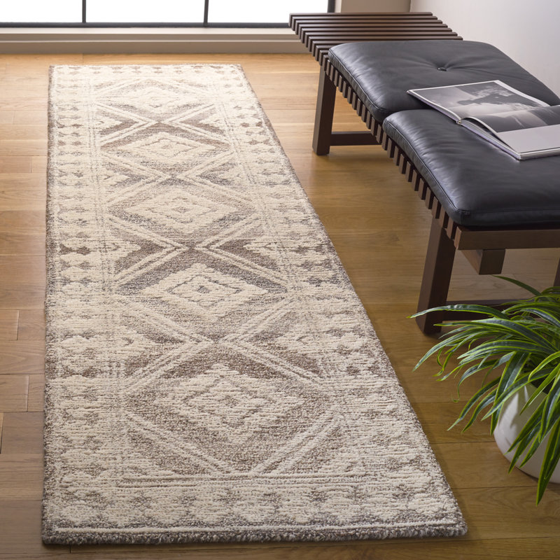 Latrel Hand Tufted Southwestern Indoor/Outdoor Rug, Runner 2'3" x 8'