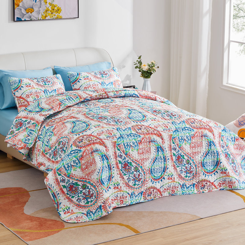 Paisley Blue and Red Reversible Microfiber Full Quilt Set