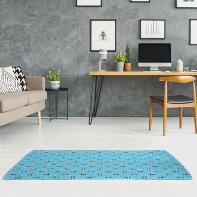Tapis bleu de la salle panda