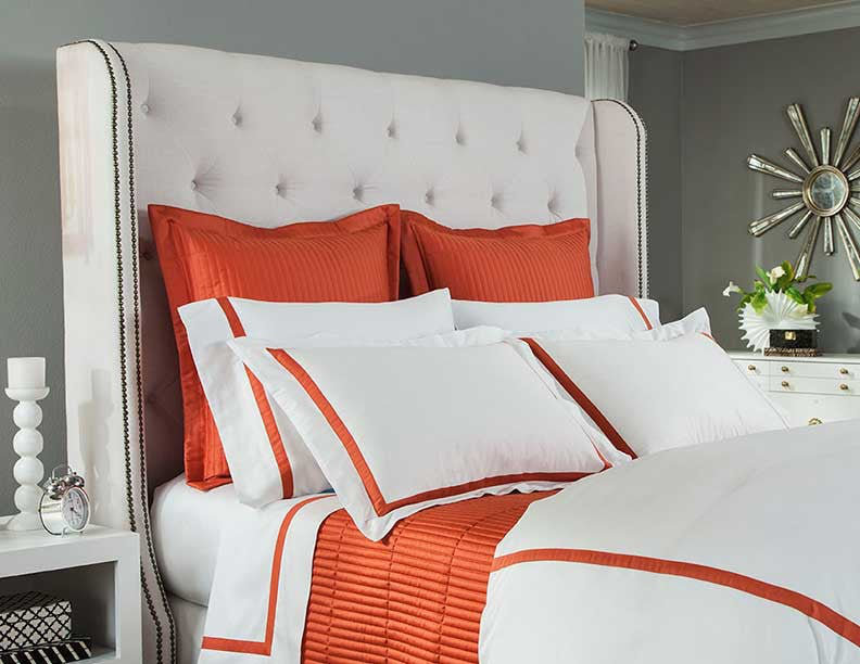 Fino Sateen Pair of Pillowcases, Ivory/Eucalipto, King