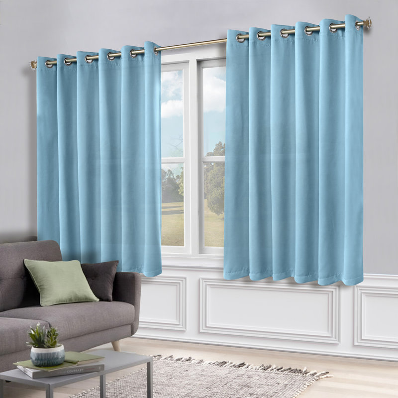 Paire de rideaux obscurcissant avec œillets Millendon, Bleu pâle, L 70 po x L 63 po