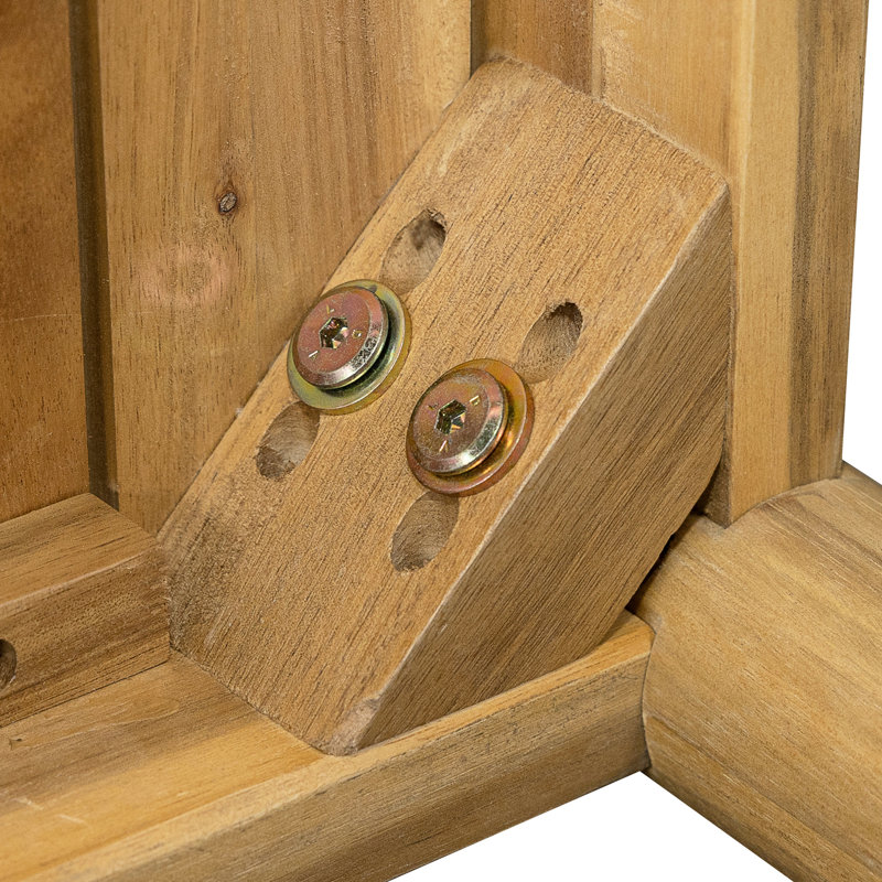 Table de jardin en bois spacieuse pouvant accueillir de 4 à 6 personnes