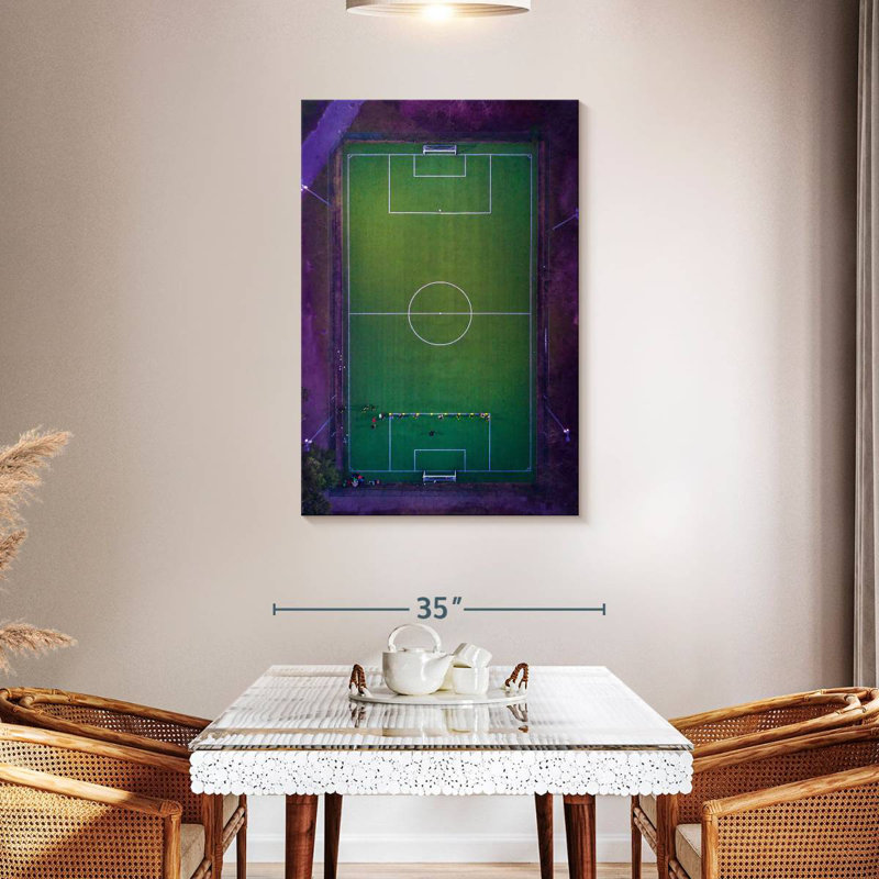 Stade de soccer Sireci vu d'en haut, H 45 po x l 30 po