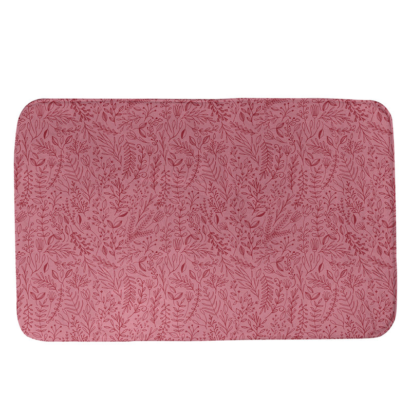 Tapis pour salle de bain floral ditsy Leffel, l 17 po x L 24 po, Rouge