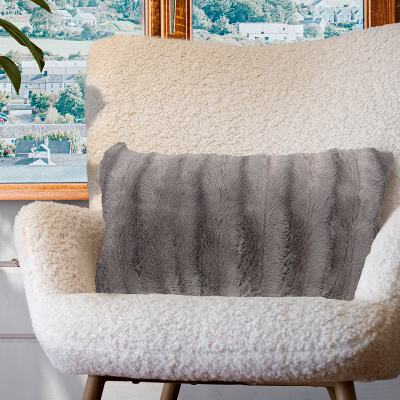 Tsuguko Faux Fur Pillow Cover, Gray