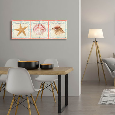 «Sea Shells E» par Jean Plout, art mural en verre acrylique, 48 po x 16 po