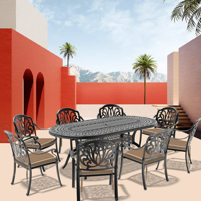 Mobilier de patio en fonte d'aluminium 9 pièces, cadre noir, coussins bruns, apparence élégante, table et chaises confortables et empilables, coussins en tissu résistant au soleil
