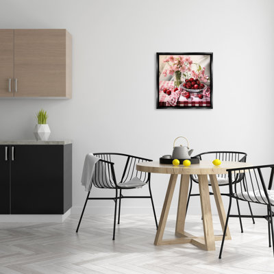 "Summer Cherries And Florals" par RB sur toile