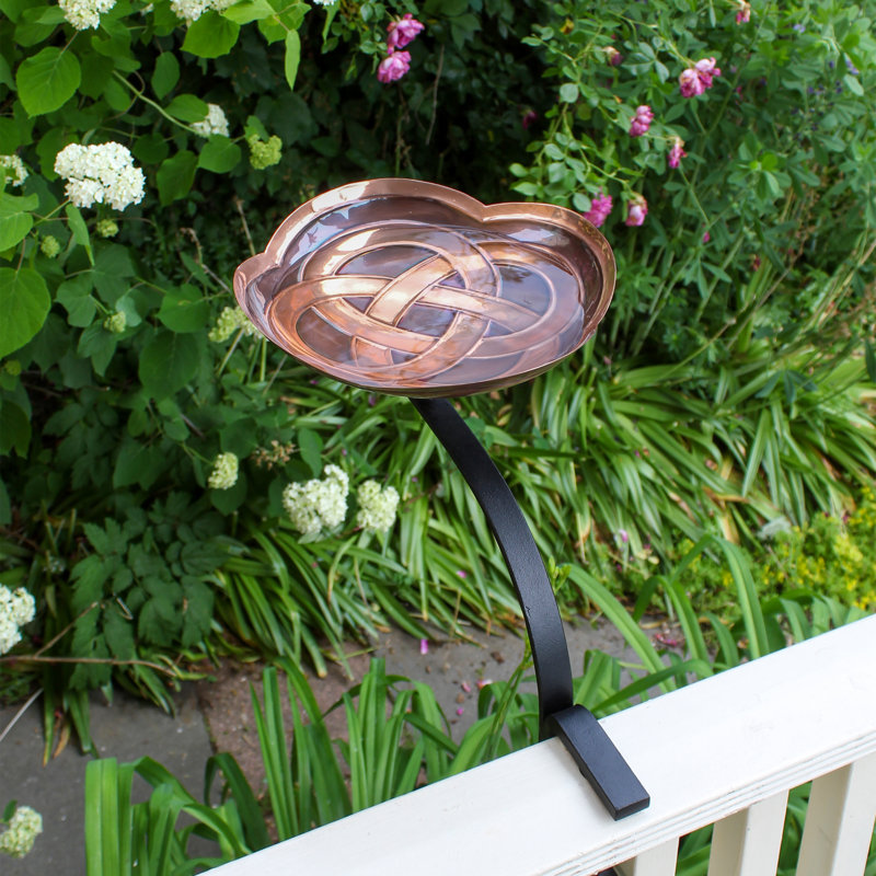 Dara Knot Birdbath with Rail Mount Bracket