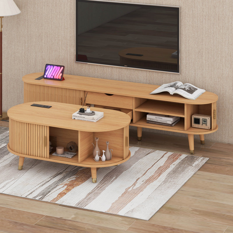 Ensemble de meuble télé et table basse en bois avec station de charge, console média cannelée ovale avec portes coulissantes