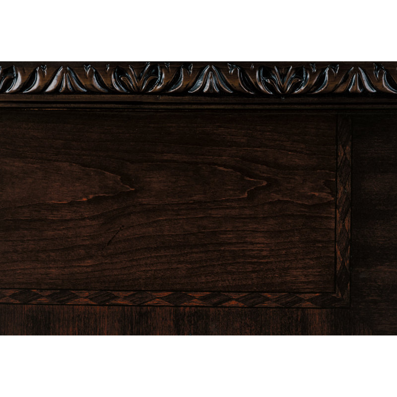 Table de chevet 3 cerises foncées avec des reflets dorés pour une chambre à coucher attrayante 3 tiroirs et des reflets classiques