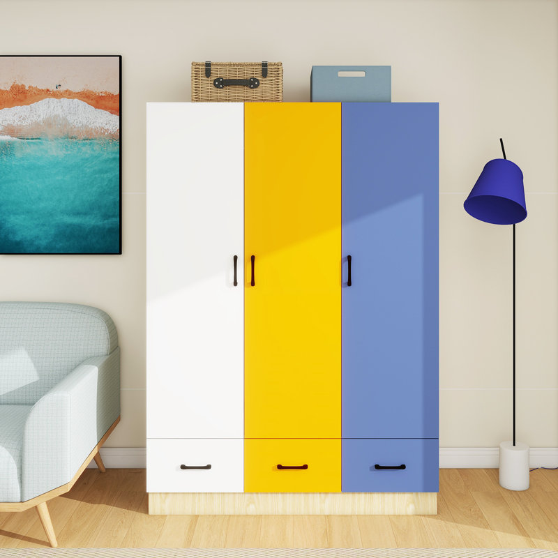 Armoire en bois massif et manufacturé avec 3 portes et 3 tiroirs