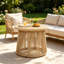 Table d'appoint conique en corde beige clair avec plateau en bois d'acacia au fini teck Capacité de 150 lb sans assemblage requis Table d'appoint ronde à tissage ouvert moderne pour le patio