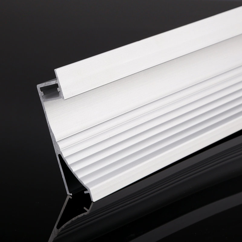 Boîtier profilé en aluminium à fixation murale de 3,3 pi