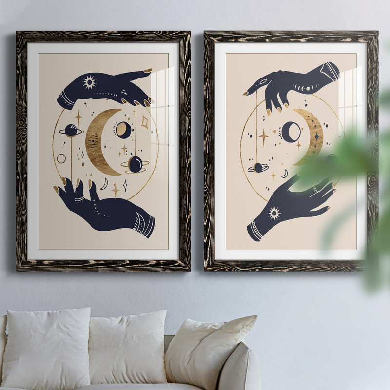«Moon Hands», reproduction encadrée IPremium prête à être accrochée, H 37,5 po x l 55 po x P 1,5 po, Papier encadré noir