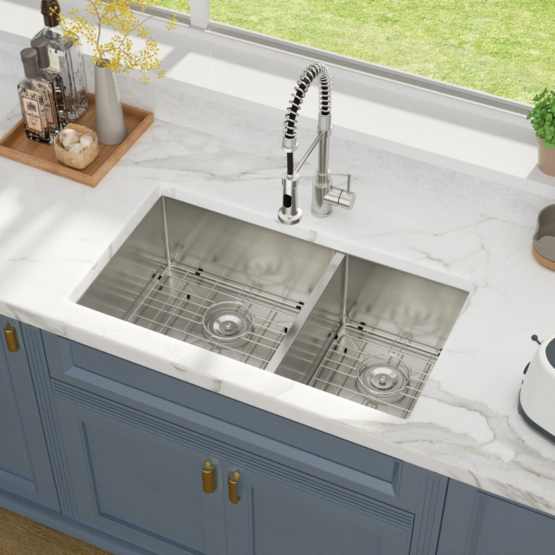 Évier de cuisine encastré à double cuve en acier inoxydable de calibre 16 L 36 po x l 19 po