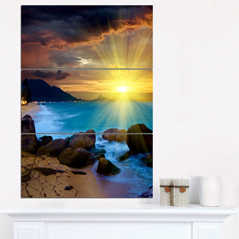 Ensemble de 3 impressions sur toile tendue, "jaune vif soleil par rapport aux eaux"