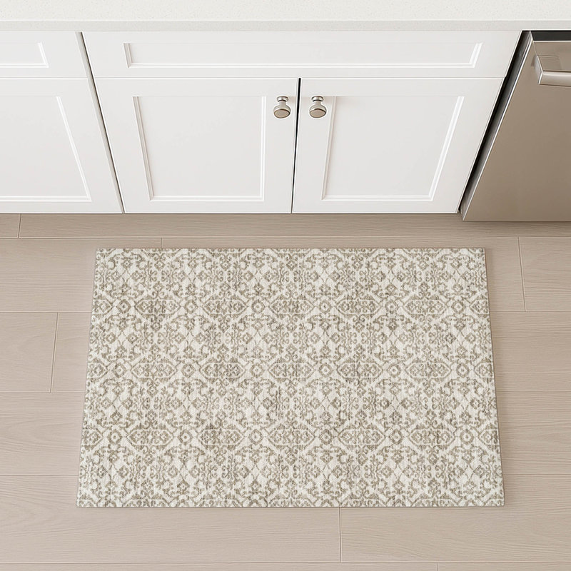 Machine Washable Indoor/Outdoor Chantille ACN2787 Lattice Rug, 1'8" x 2'6"