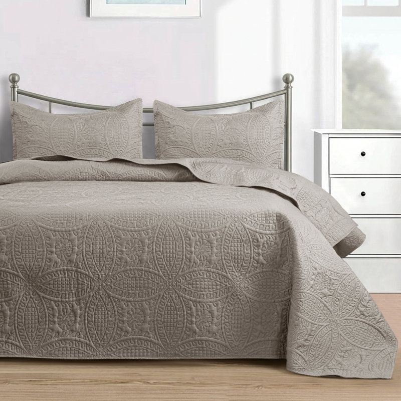 Reversible Bedspread All Season Comfort - Oversized  3 Piece Quilt Set - Lightweight Microfiber Bed Cover Quilt, Beige