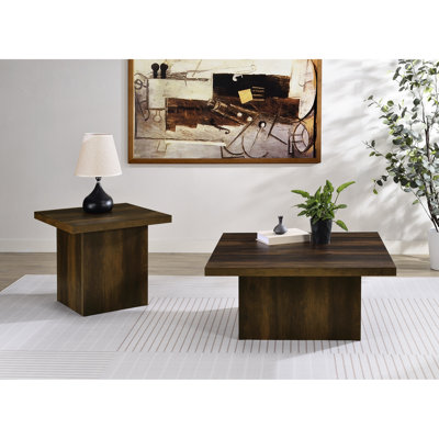 2 pièces, table basse et table de bout carrée en pin foncé, silhouettes modernes et épurées, structure audacieuse, bois d'ingénierie pour salon principal, placage, espaces, conceptions ouvertes