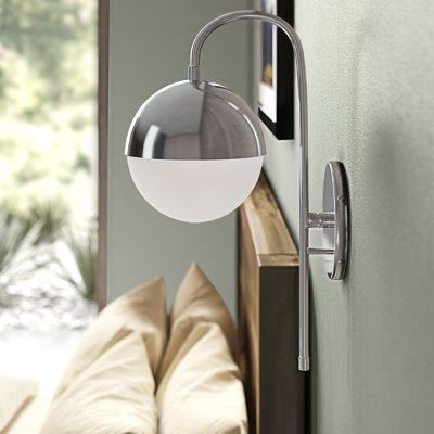 Exira Wallchiere