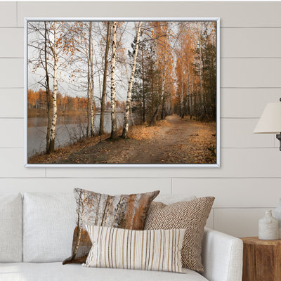 Automne, forêt de bouleaux au bord du lac - art mural traditionnel sur toile