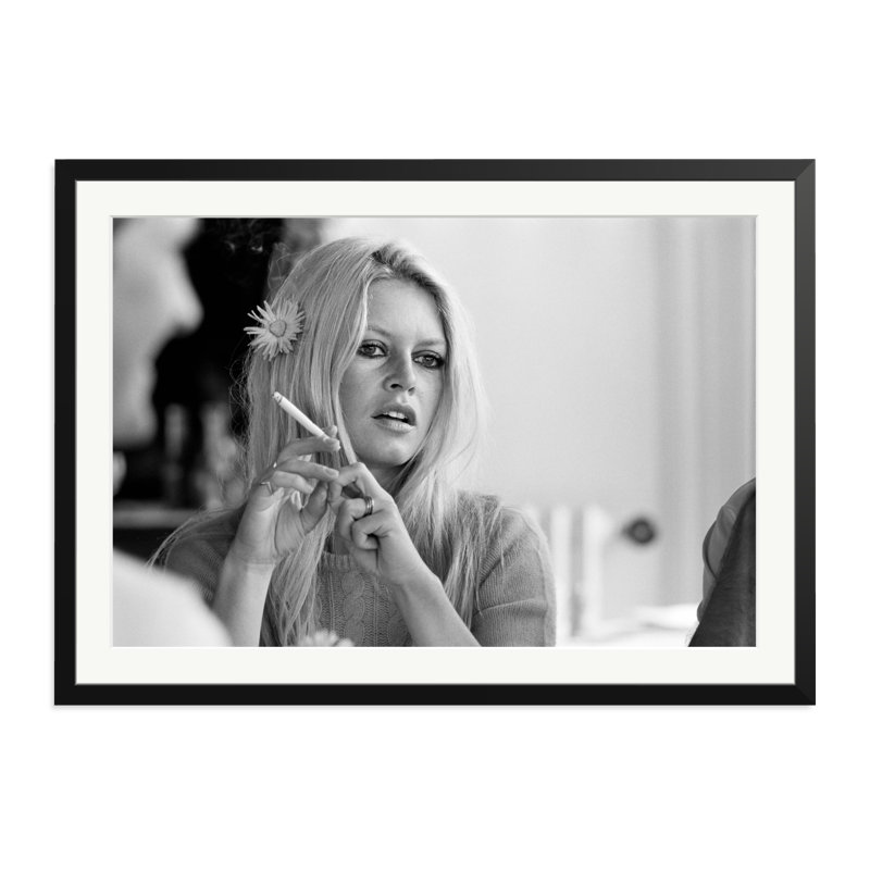 Bardot in Deauville, Black, 27" H x 38" W