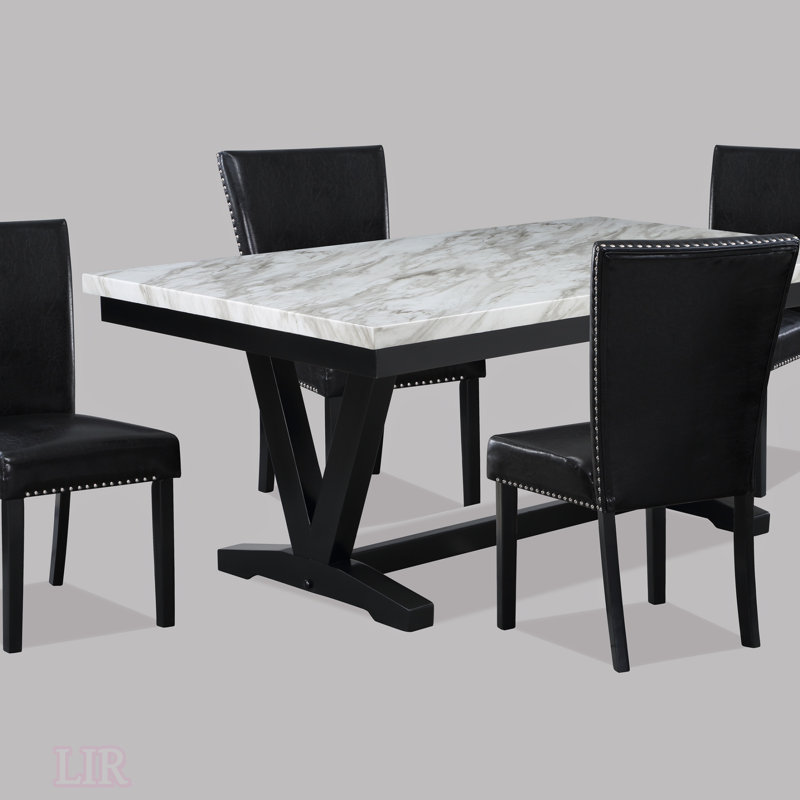 Ensemble de table de salle à manger rembourrée en similicuir moderne avec garniture cloutée, 5 pièces, faux marbre blanc et finition noire
