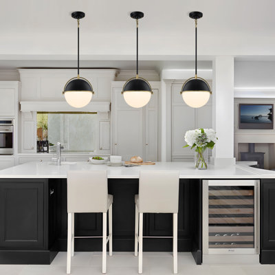 Blosser 1 - Light 11‘’ Single Glass Globe Pendant