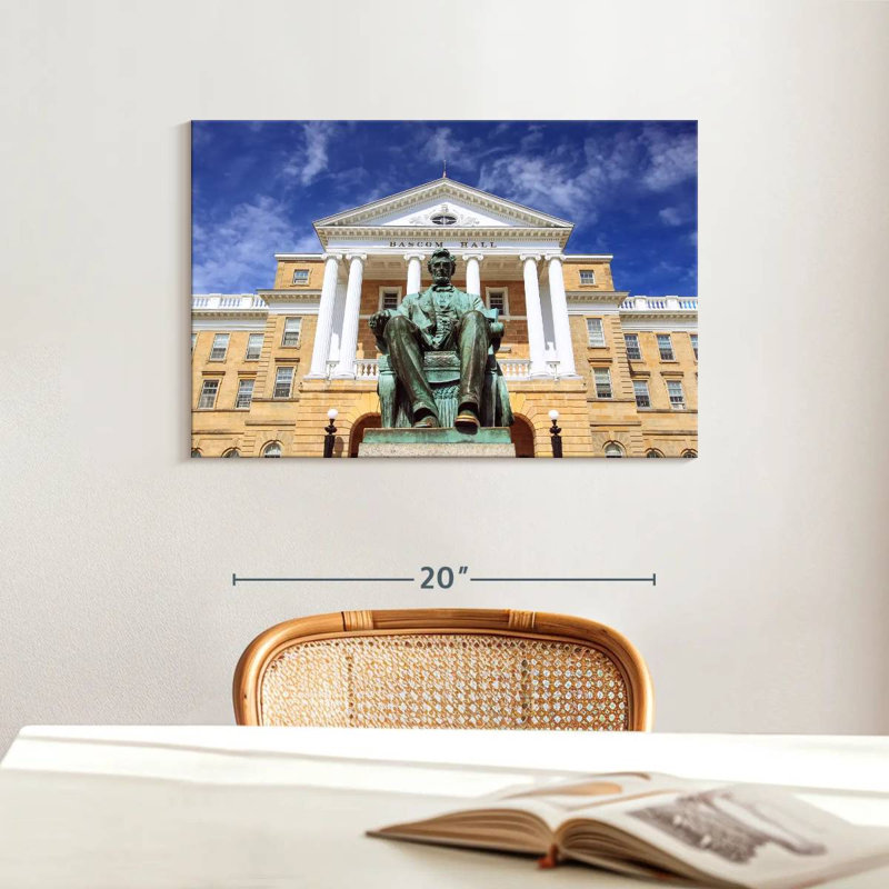 Statue Bascom Hall Lincoln, H 16 po x l 24 po