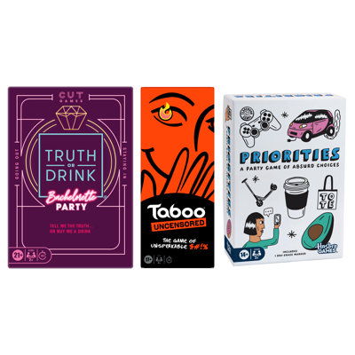 Filles, ensemble de nuit: Tabou non censuré, priorité et Bachelorette Truth or Drink