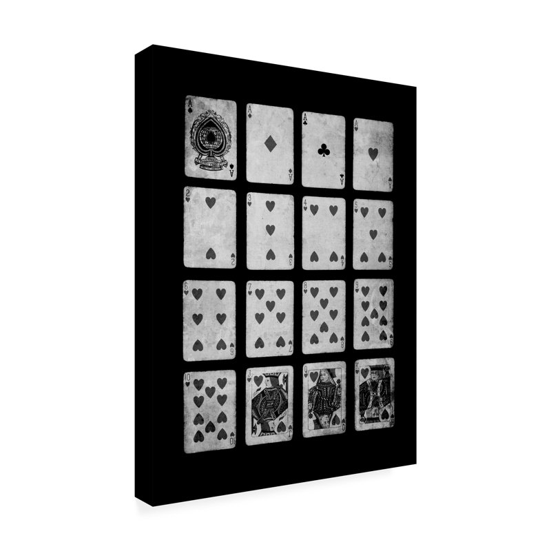 Divertissement - cartes de jeu avec cœurs noirs et blancs, H 47 po x l 35 po x P 2 po