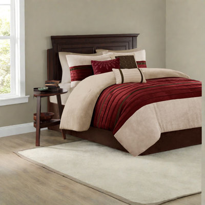 Comfortable 7 Piece Bedding Sets, Faux Suede Polyester, Classic Red Design For Home