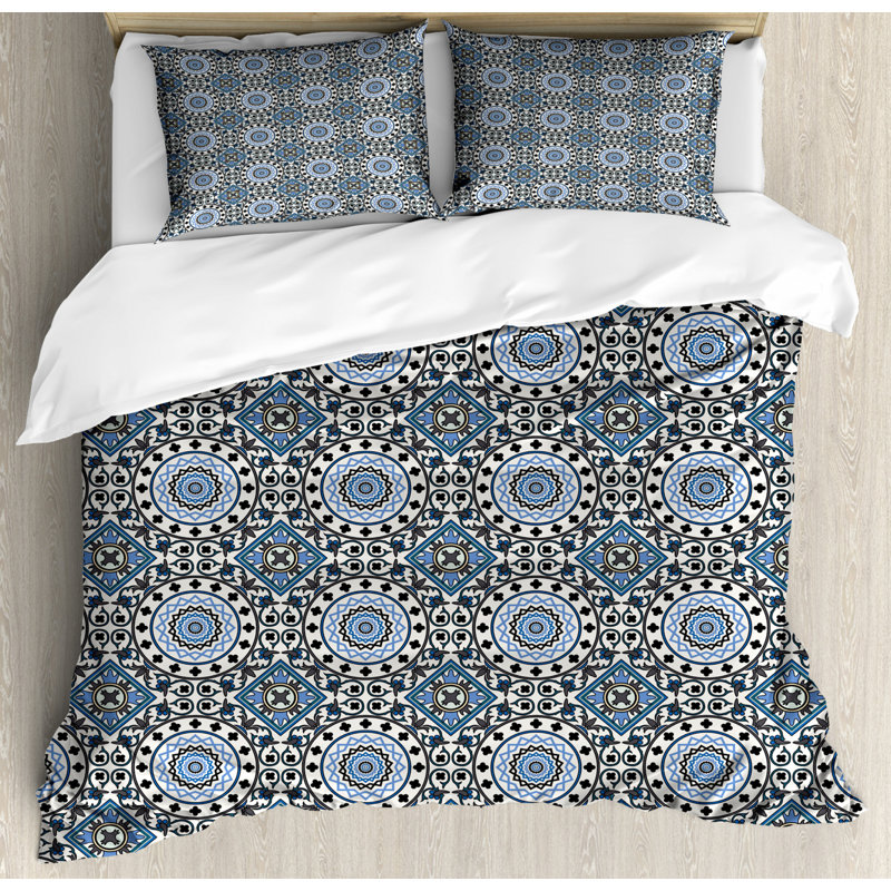 Traditional Polyester Geometric Shapes Duvet Cover, Queen Duvet Cover + 2 Shams