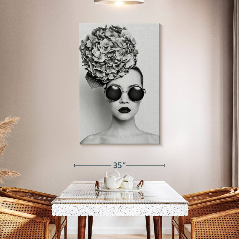 Leisha Lady Petunia, 48" H x 32" W