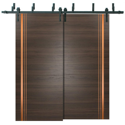 Porte de grange à panneaux en bois