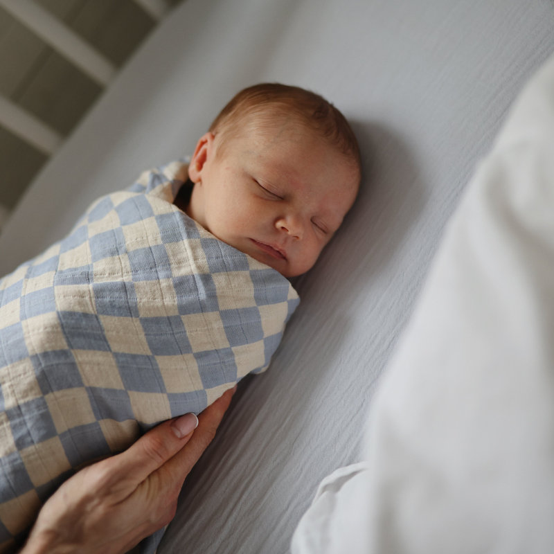 Extra Soft Muslin Crib Sheet, Bees