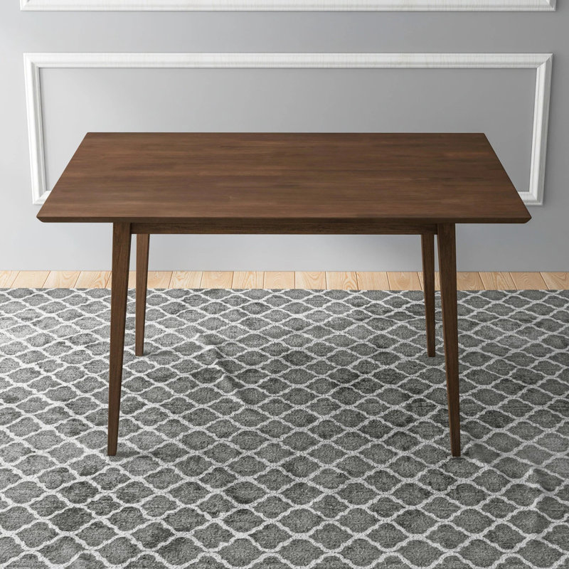 Table de salle à manger 4 pieds 4 places, H 29,5 po x L 47 po x l 29,5 po