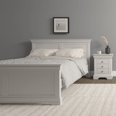 Adaleya Piece Bedroom Set
