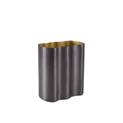 Vase en acier inoxydable Serene Spaces Living Ripple